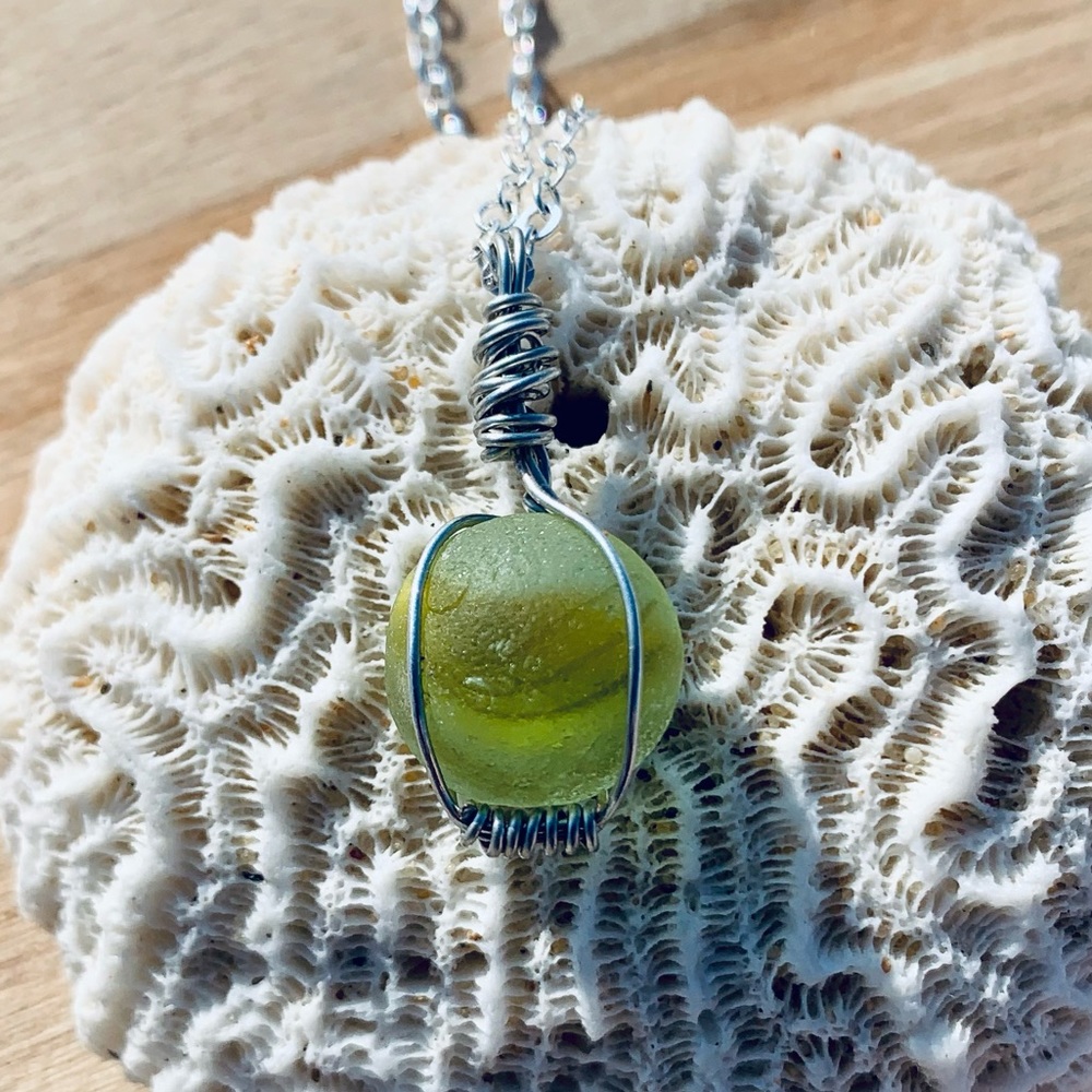 Tropical Love Seaglass Necklace - Picture 7 of 8